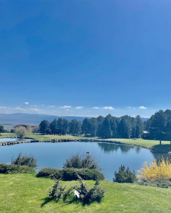 Pirin Golf Lake House Bansko Ngoại thất bức ảnh